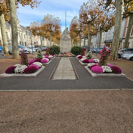 Grand T3 Au 27 Rue De La Fontaine Gare 15m A Pieds